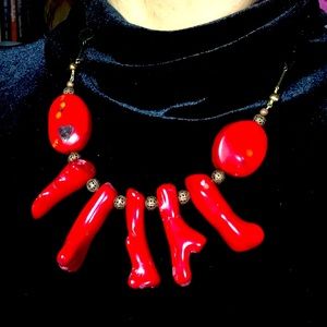 Chunky coral brass pearl statement piece fan bib necklace 18 inches (45.72cm)